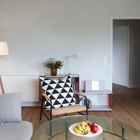 شقة Moderne Mit Bergblick Im Zentrum Murnaus مورناو ام ستافلسي